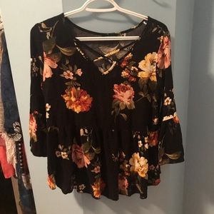 Eclipse floral peplum top, size L
